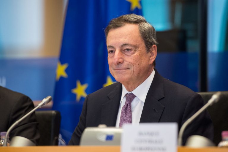 Draghi grazia le enoteche: niente più divieto d’asporto dopo le 18