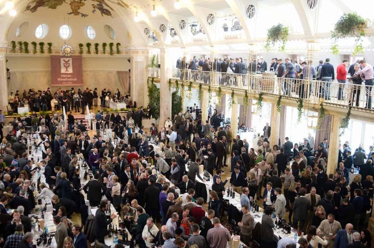 La primavera di Merano Wine Festival: vini naturali, bianchi campani e una rassegna sui rosè