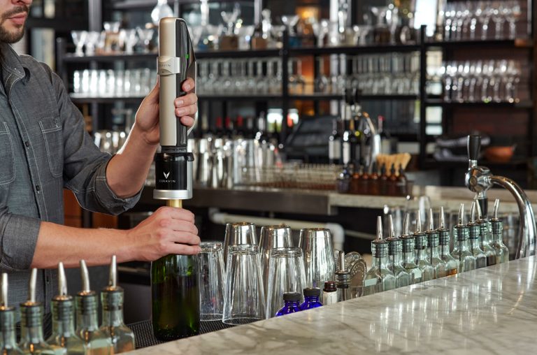 Presentato il nuovo Coravin per spumanti e vini frizzanti