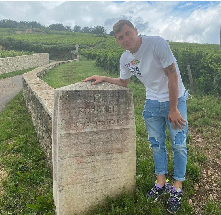 Dagli europei ai Grand Cru di Borgogna: la visita in cantina di Nicolò Barella