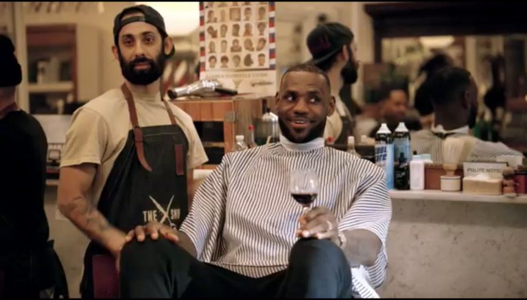 Dal basket al vino: Lebron James visita una famosa cantina in Maremma