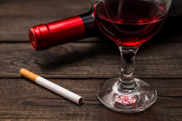 Il mondo del vino contro i piani di OMS e Unione Europea: rischio di ritorno al proibizionismo