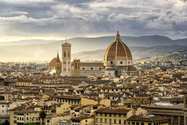 Nasce una vigna urbana con vista su Firenze: il vino si chiamerà Michelangelo