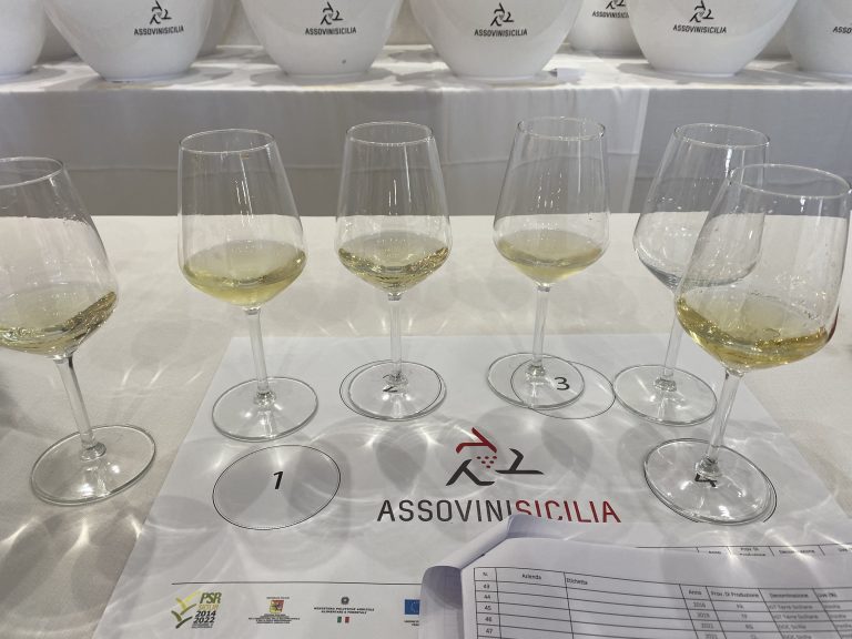 Sicilia en Primeur: eleven outstanding white wines from the miniature continent