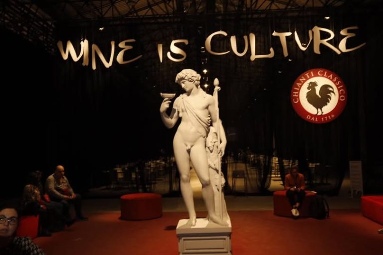 Dieci Chianti Classico Gran Selezione da bere subito o scordare in cantina